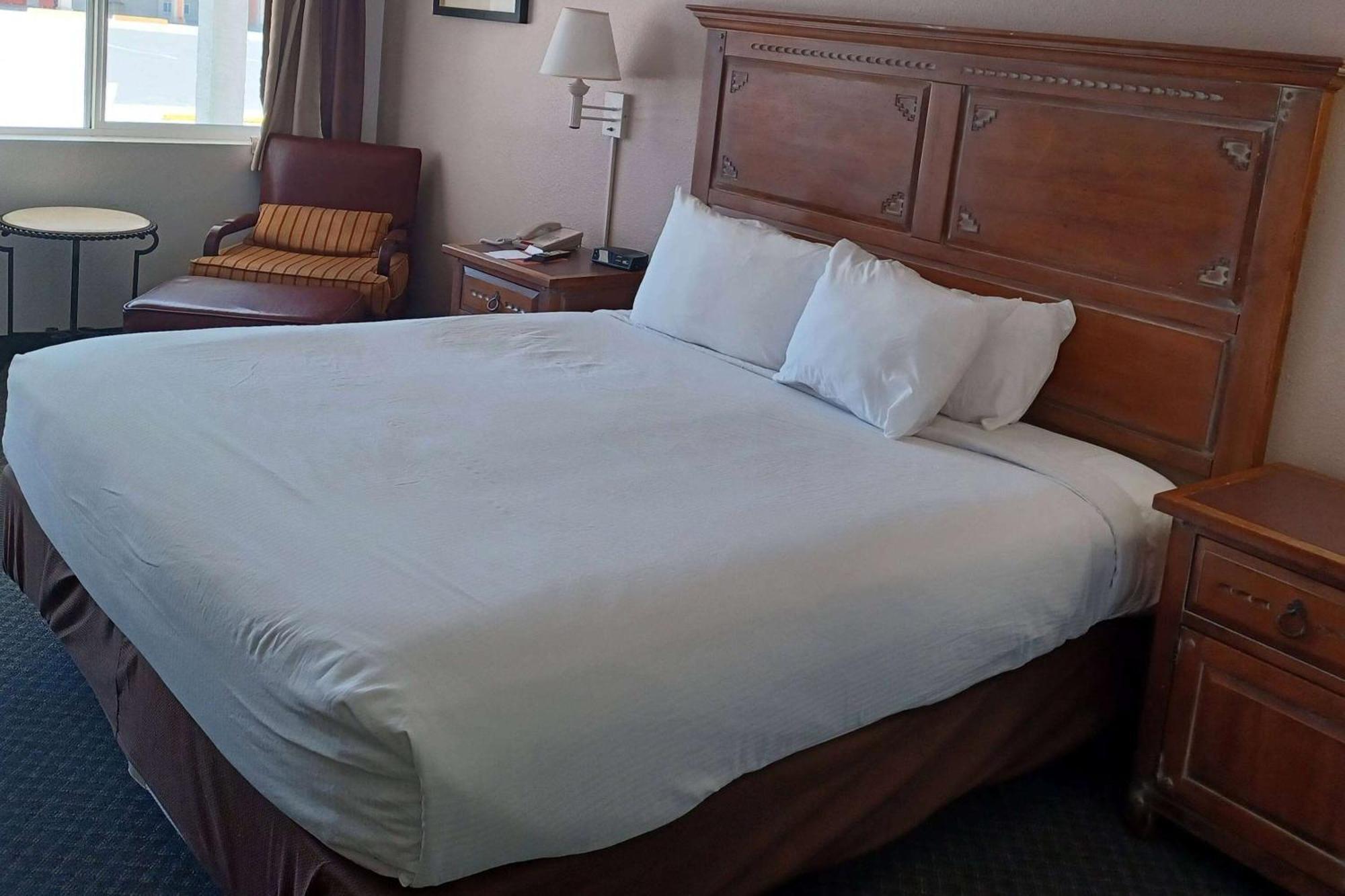 Howard Johnson By Wyndham Springerville Exteriör bild