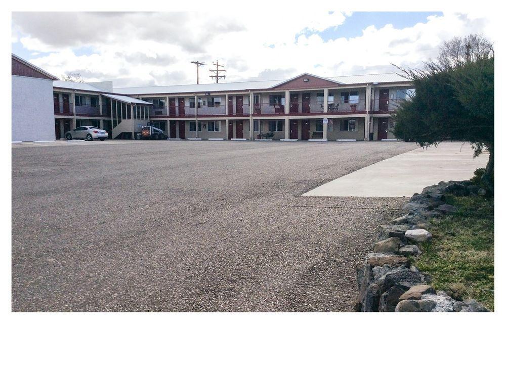 Howard Johnson By Wyndham Springerville Exteriör bild