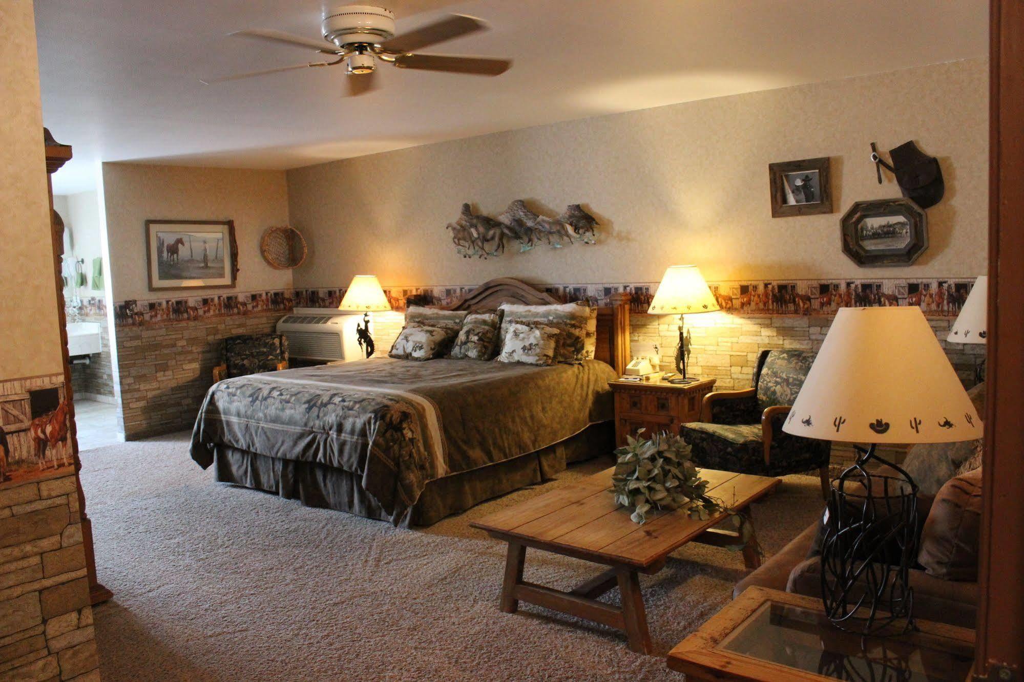 Howard Johnson By Wyndham Springerville Exteriör bild