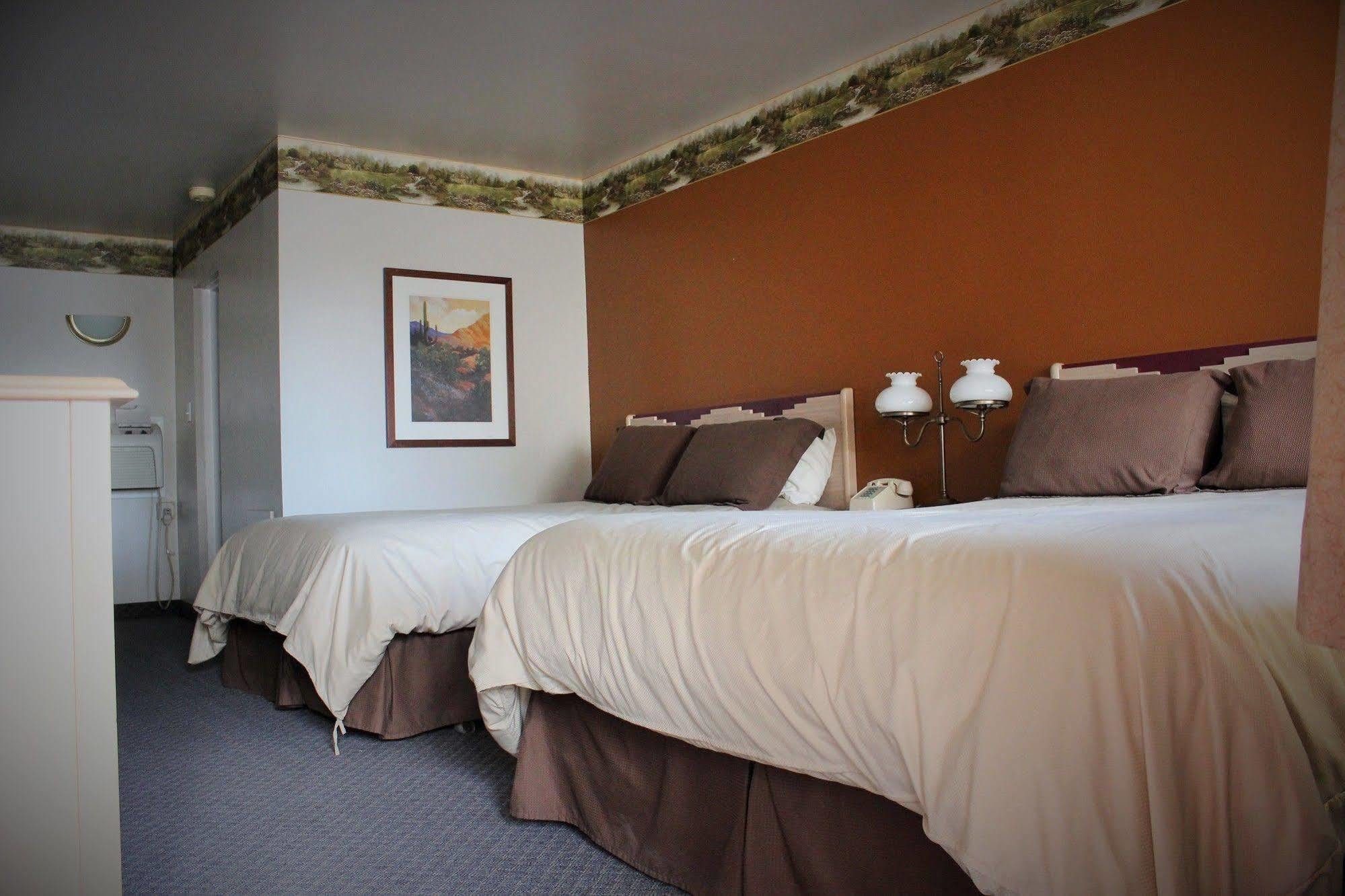 Howard Johnson By Wyndham Springerville Exteriör bild